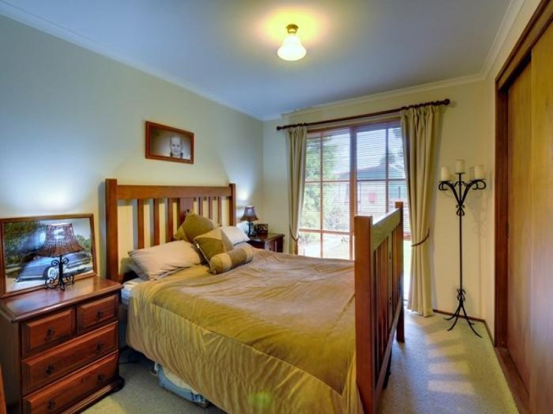 1 PEREGRINE Drive, Kinglake West image 14