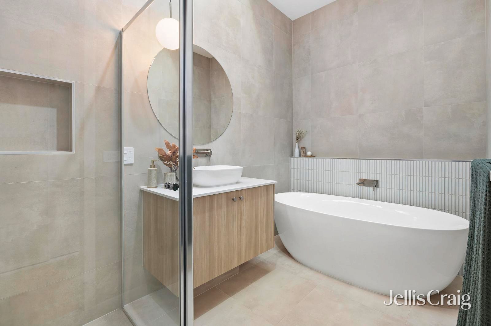 1 Pernonie Street, Lucas image 9