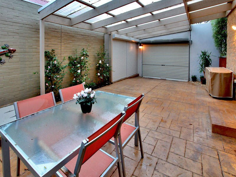 1 Phyllis Street, Elwood image 6