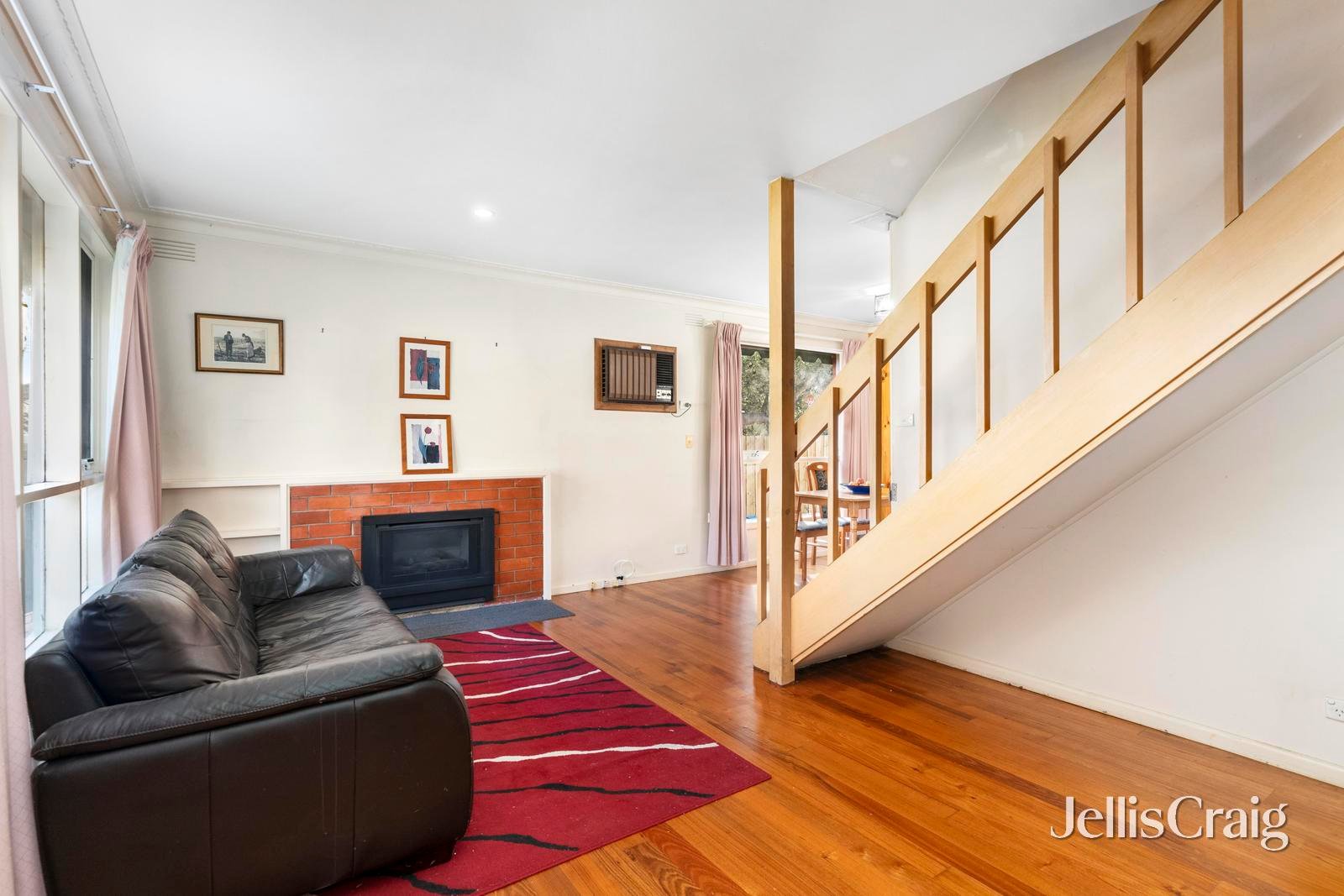 1 Piperita Road, Ferntree&nbsp;Gully image 2