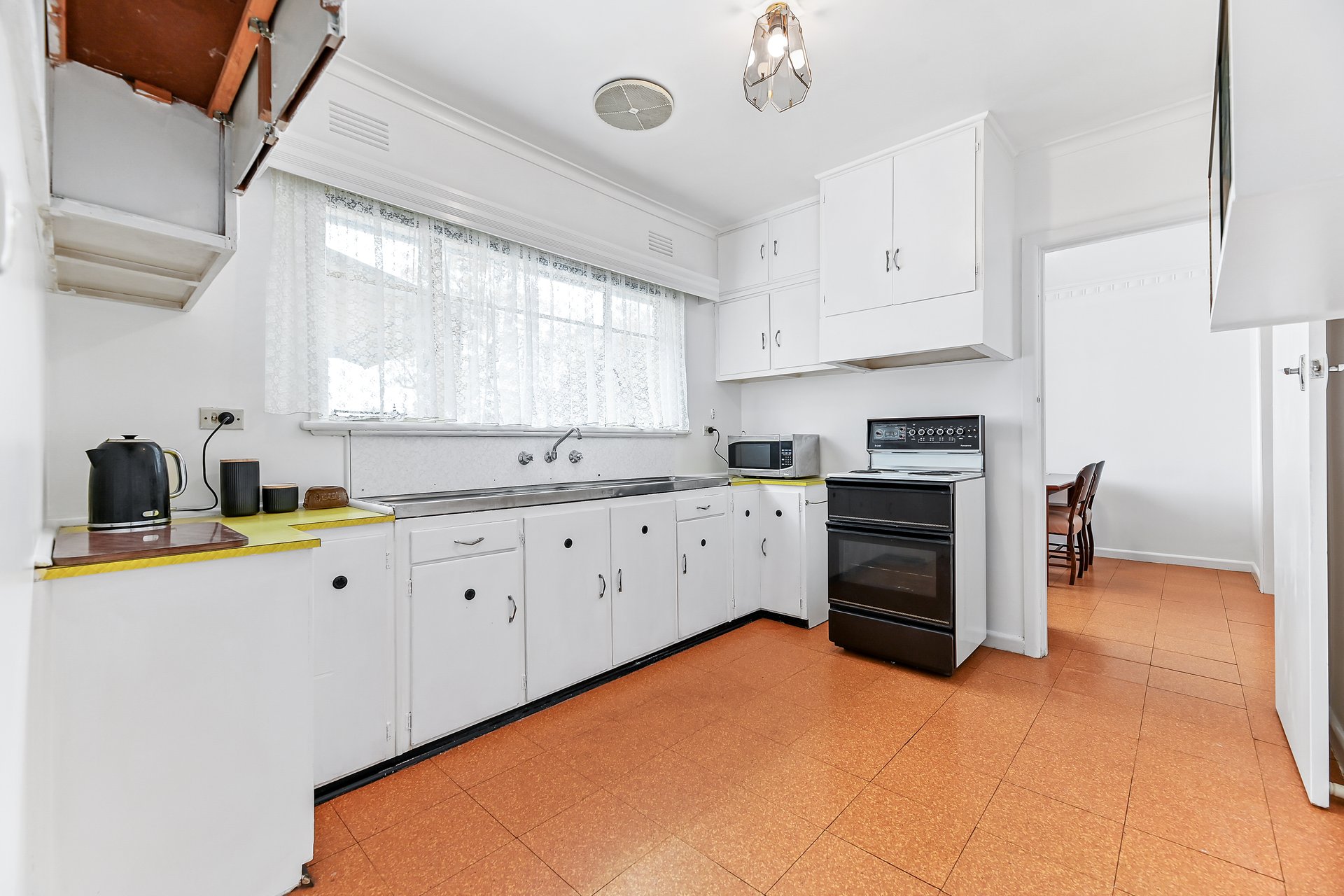 1 Poole Street, Burwood image 5