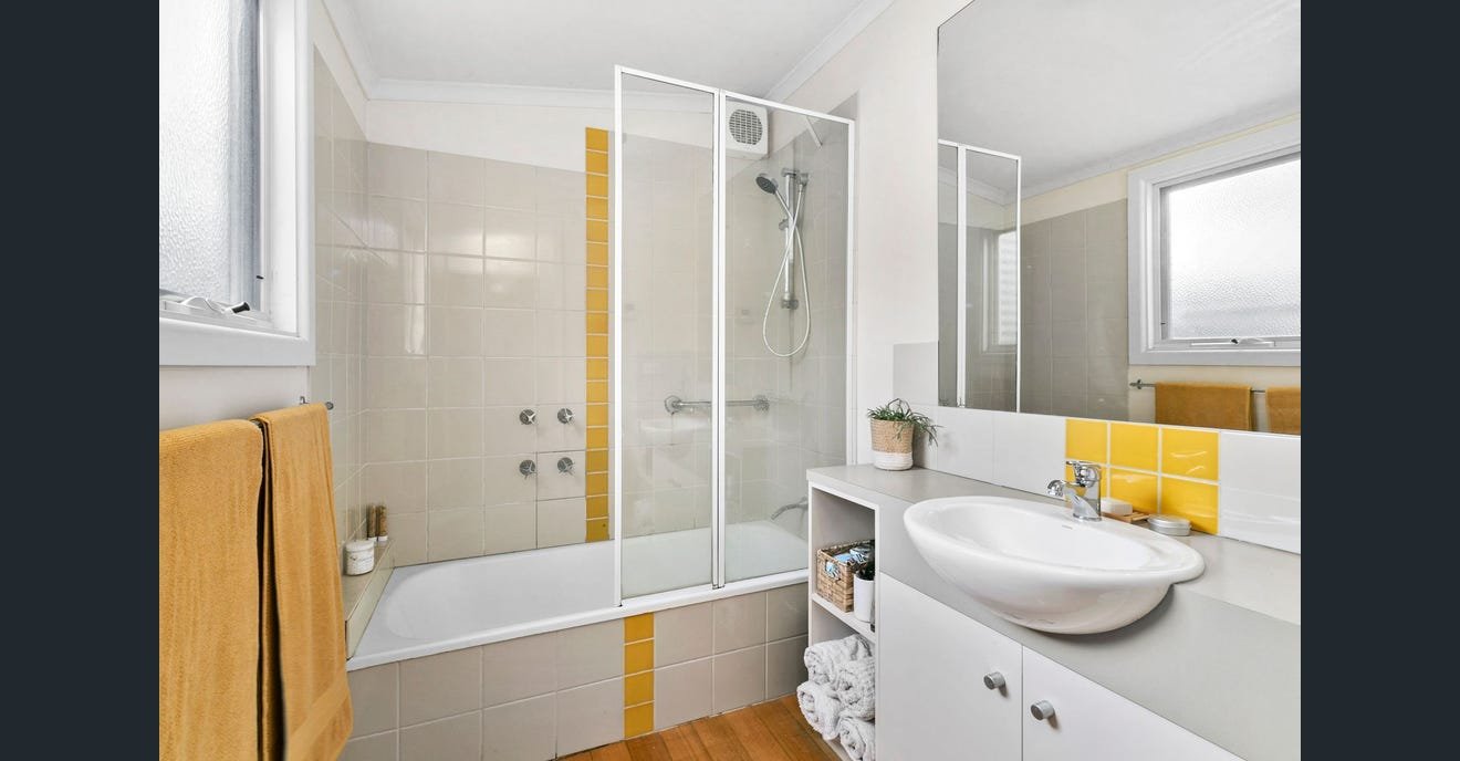 Property Gallery Thumbnail 7