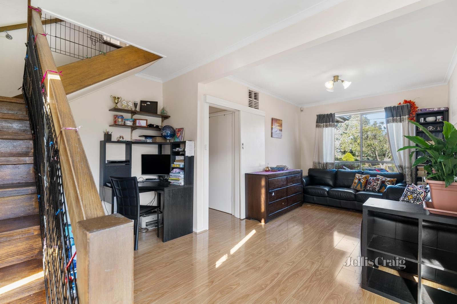 1 Railway Parade North, Glen Waverley image 5