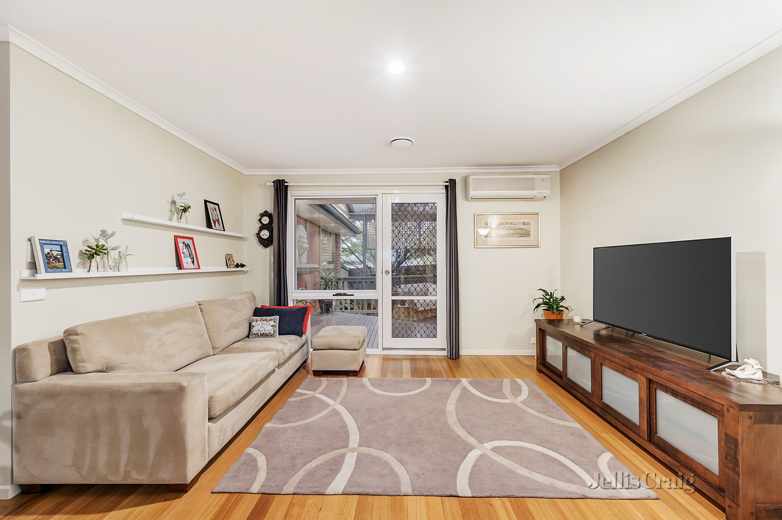 1 Red Cherry Walk, Croydon Hills image 5