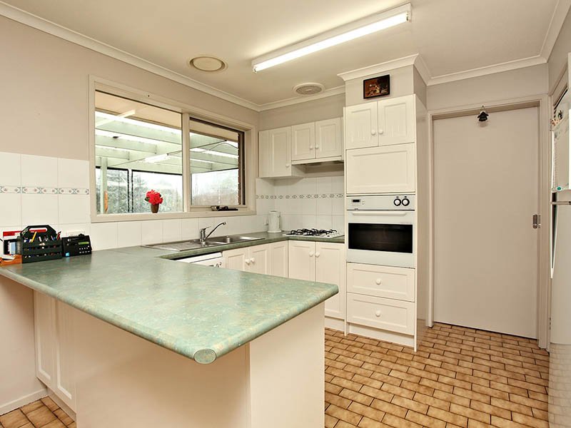 1 Remo Close, Yarra Glen image 5