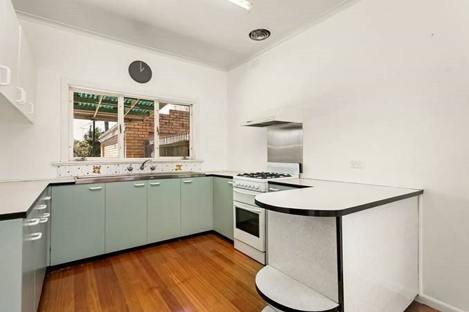 1 Rhonda Court, Moorabbin image 3