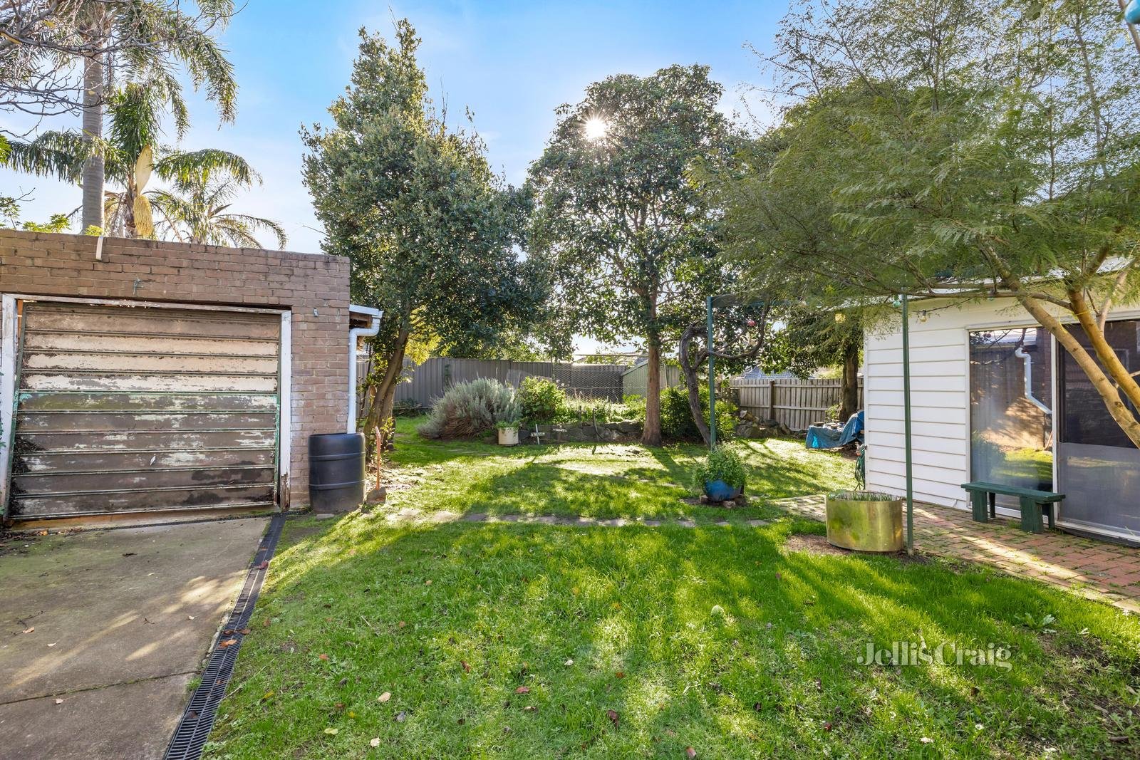 1 Riviera Street, Mount Waverley image 10