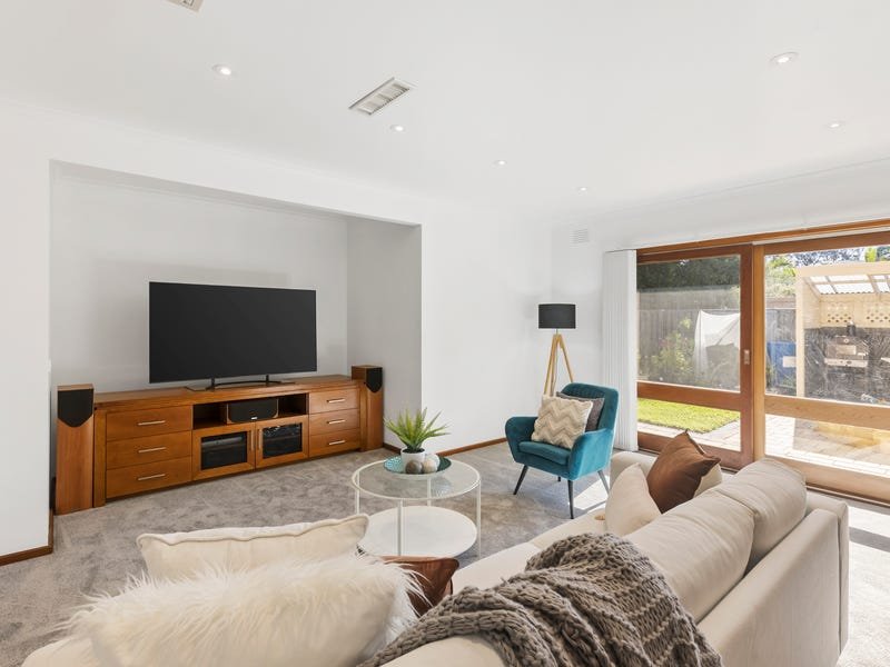 Property Gallery Thumbnail 3