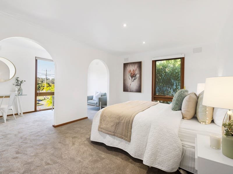 Property Gallery Thumbnail 8