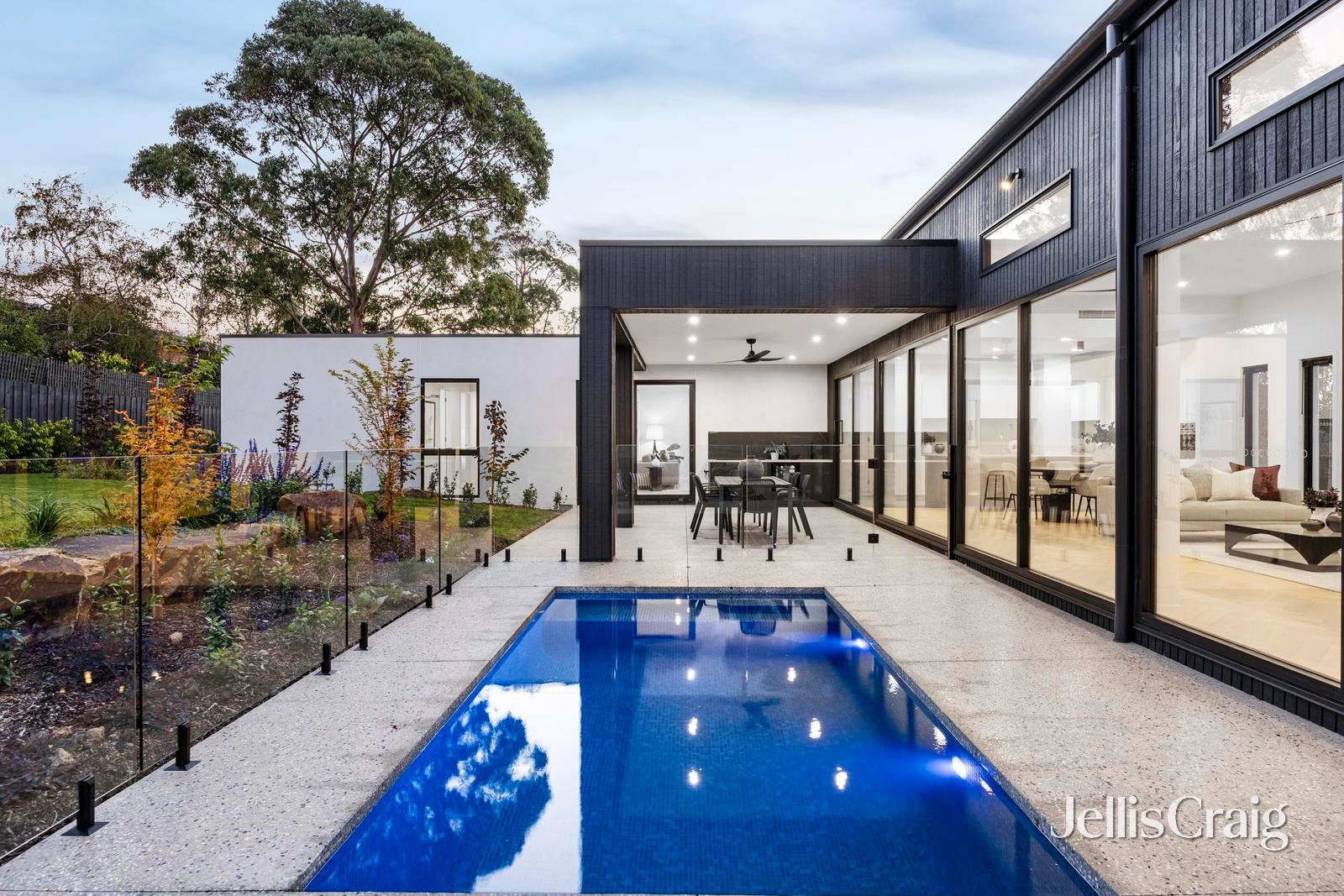 1 Rouseglen Court, Ringwood&nbsp;North image 2