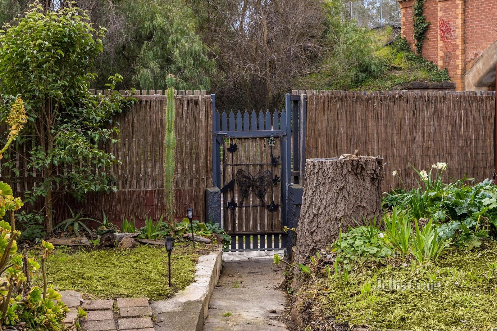 1 Rowe Street, Castlemaine image 9