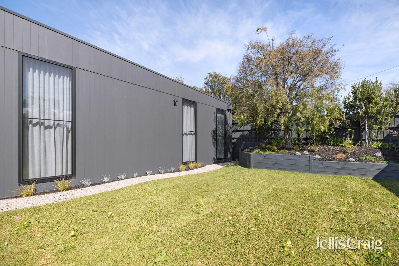 1 Russell Crescent, Sorrento image 11