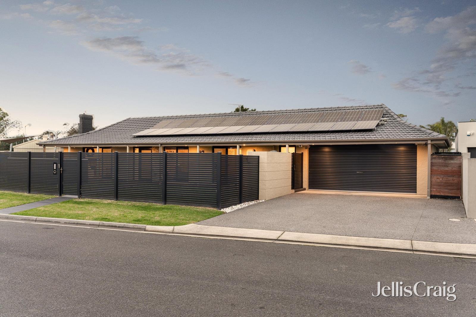 1 Salmon Bay, Patterson&nbsp;Lakes image 2
