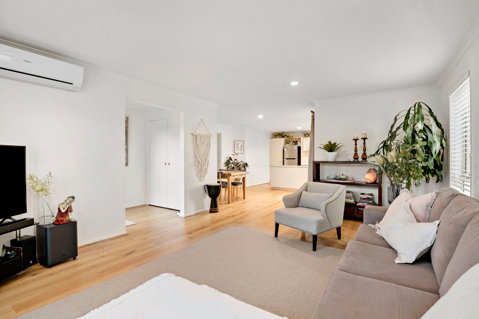 Property Gallery Thumbnail 3