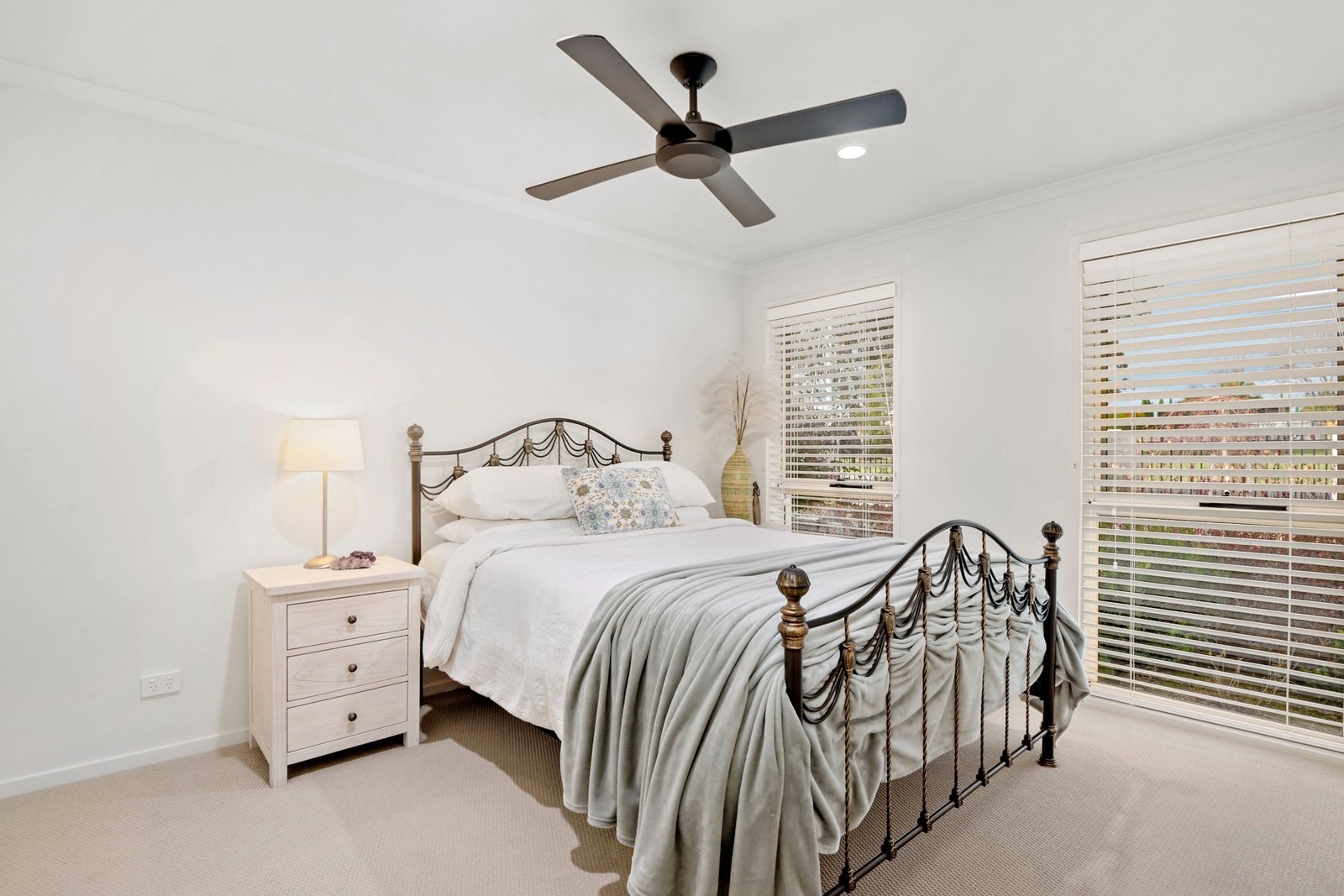 Property Gallery Thumbnail 6
