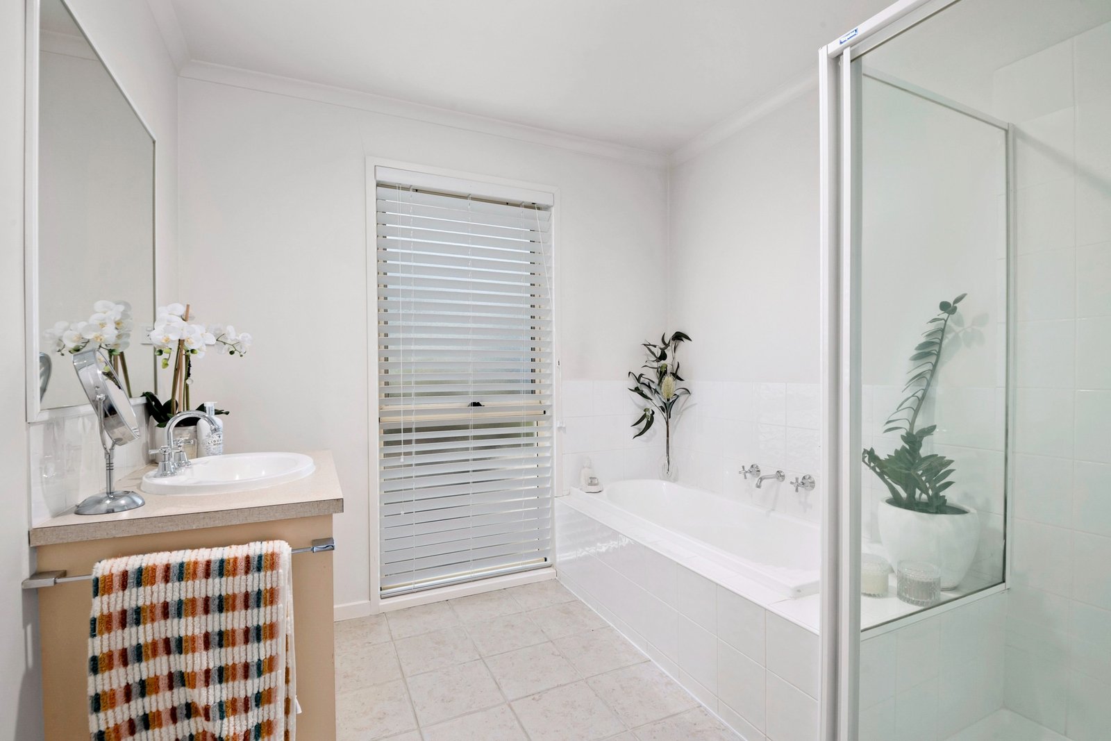 Property Gallery Thumbnail 8
