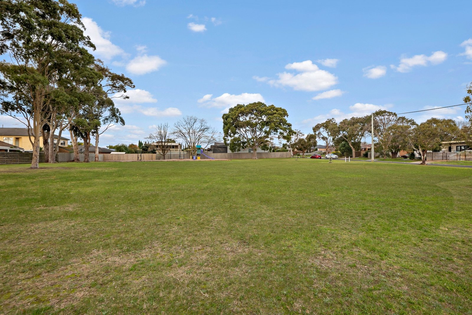 Property Gallery Thumbnail 9