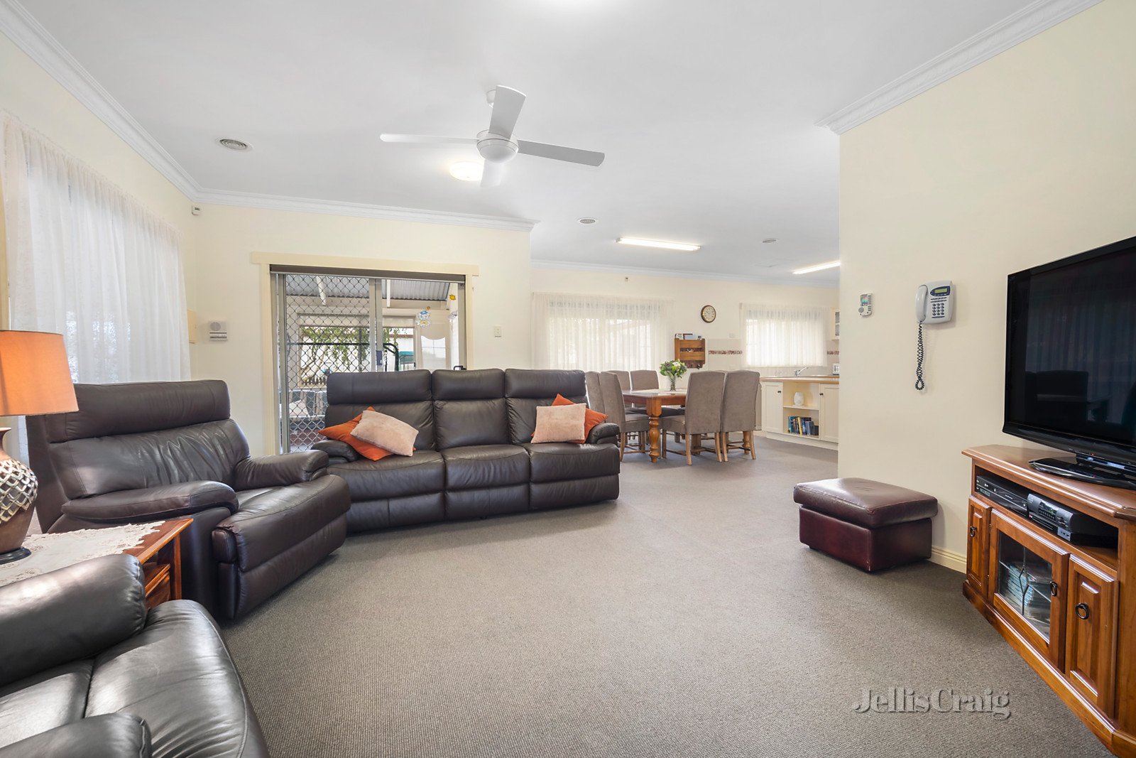 1 Samuel Court, Alfredton image 3