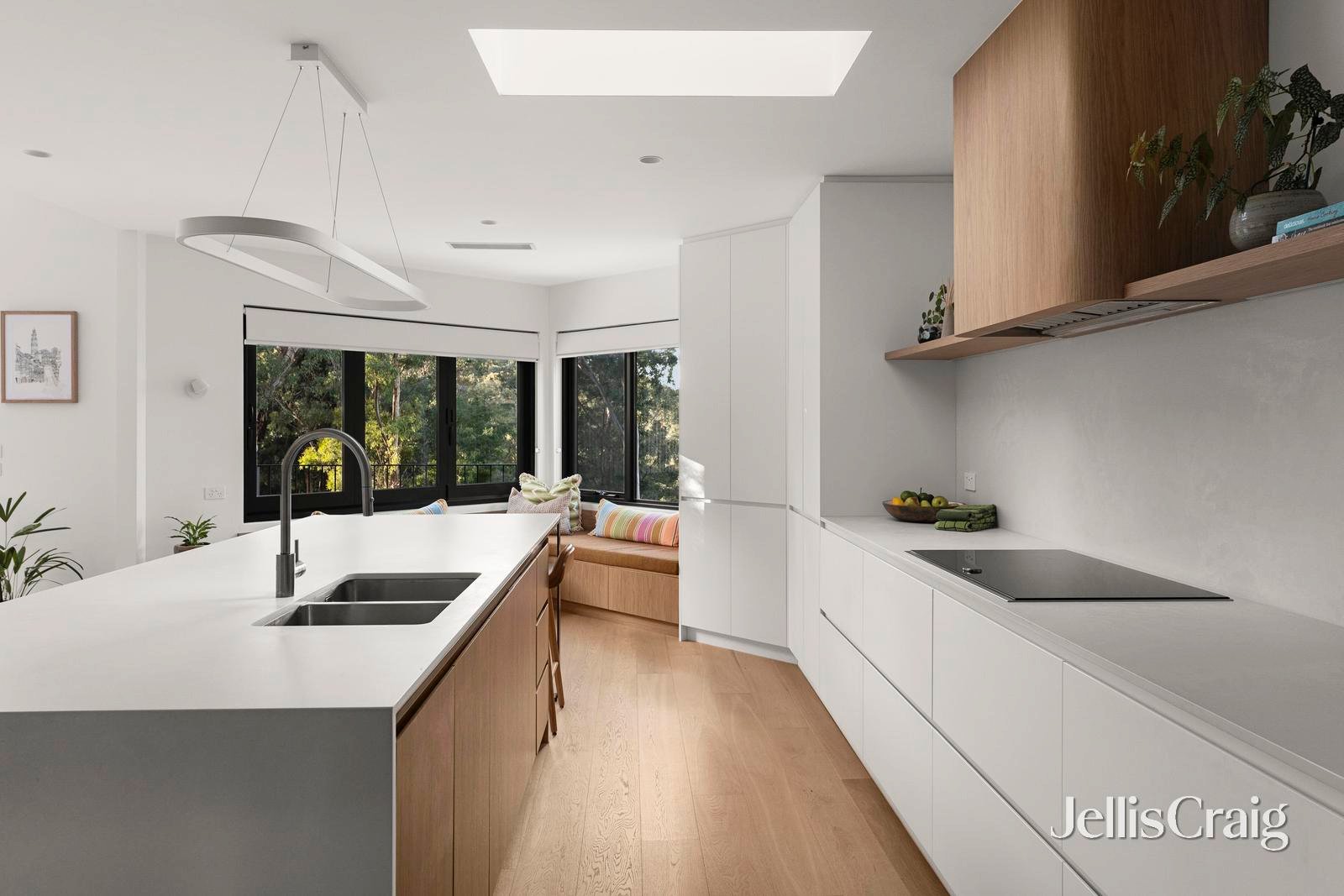 1 Sandra Avenue, Eltham image 9