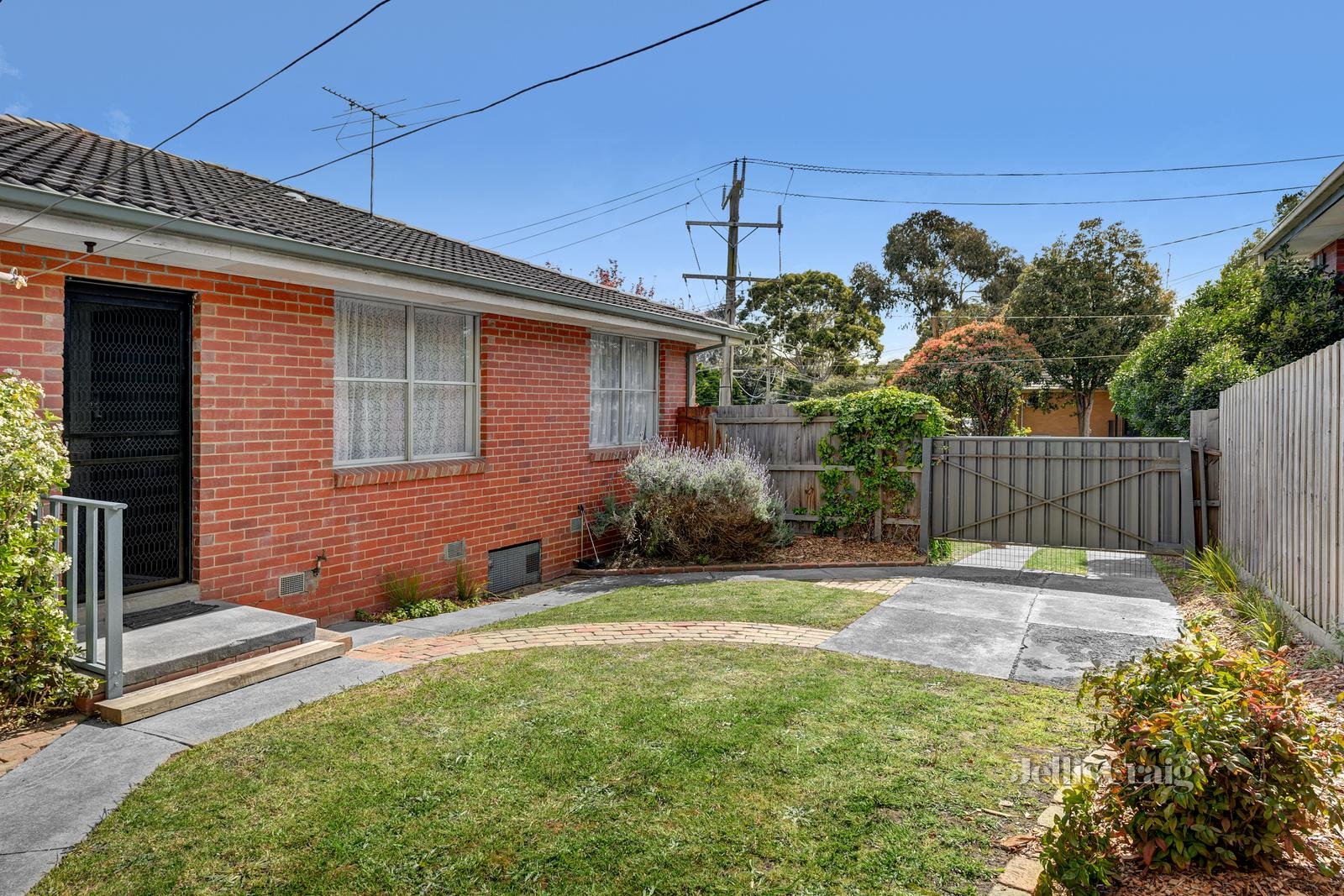 1 Saul Court, Greensborough image 9