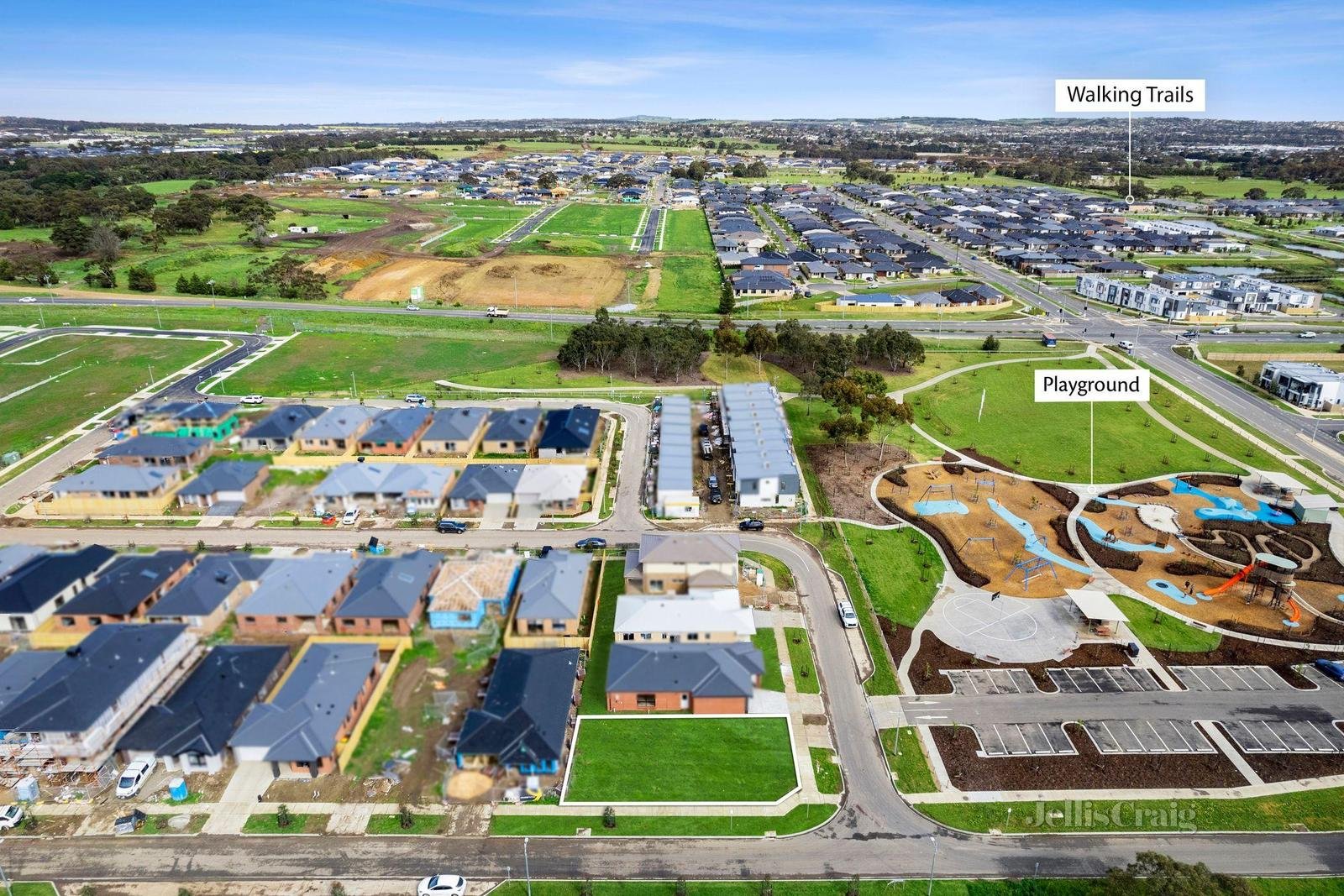 1 Scottsdale Street, Charlemont image 1