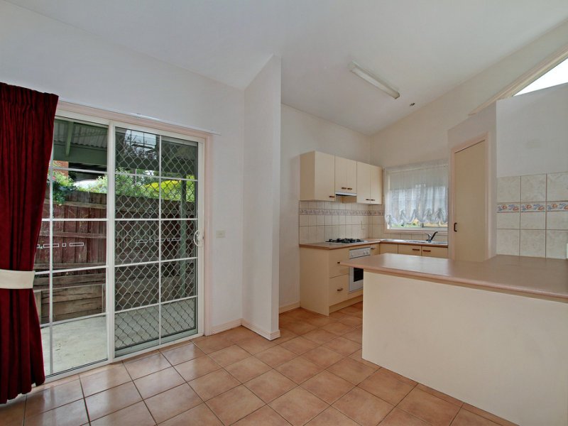 1 Shadowplay Road, Mooroolbark image 5