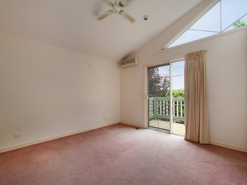 1 Shadowplay Road, Mooroolbark image 7