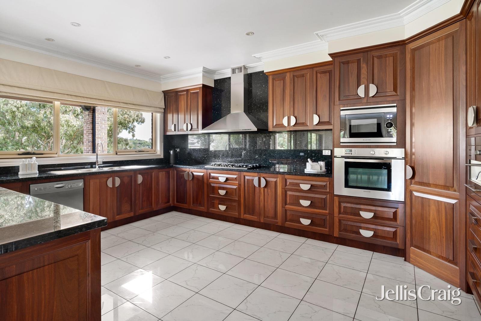 1 Sheoak Place, Plenty image 7