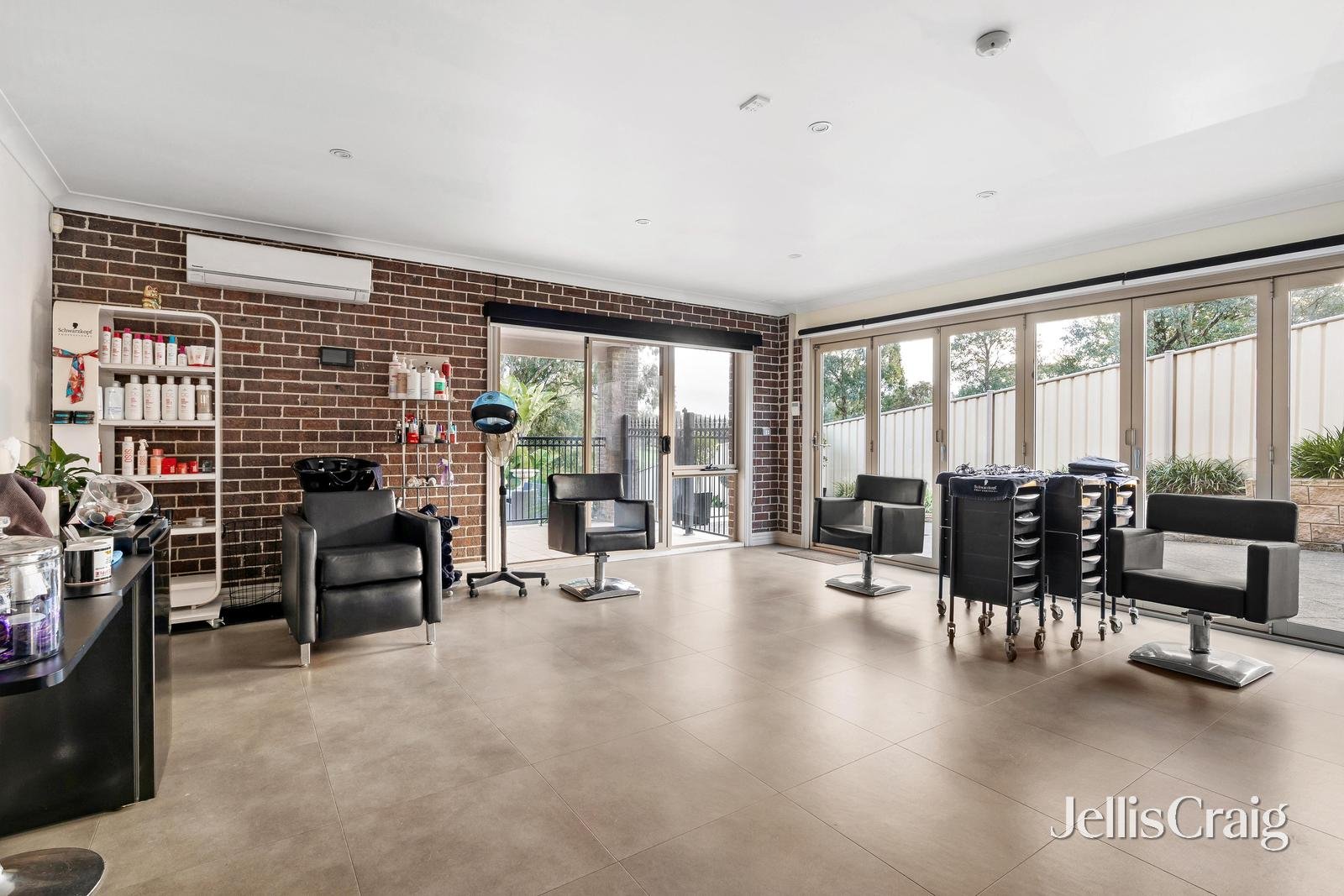 1 Sheoak Place, Plenty image 18