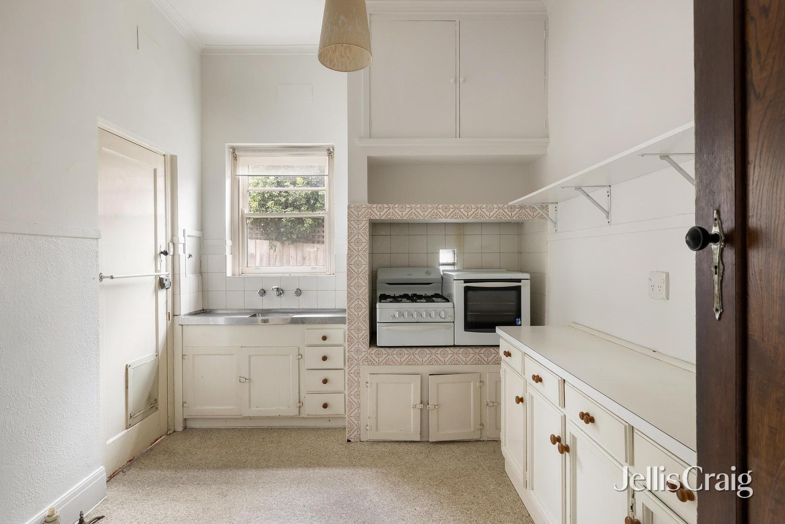 1 Shepreth Street, Surrey Hills image 4