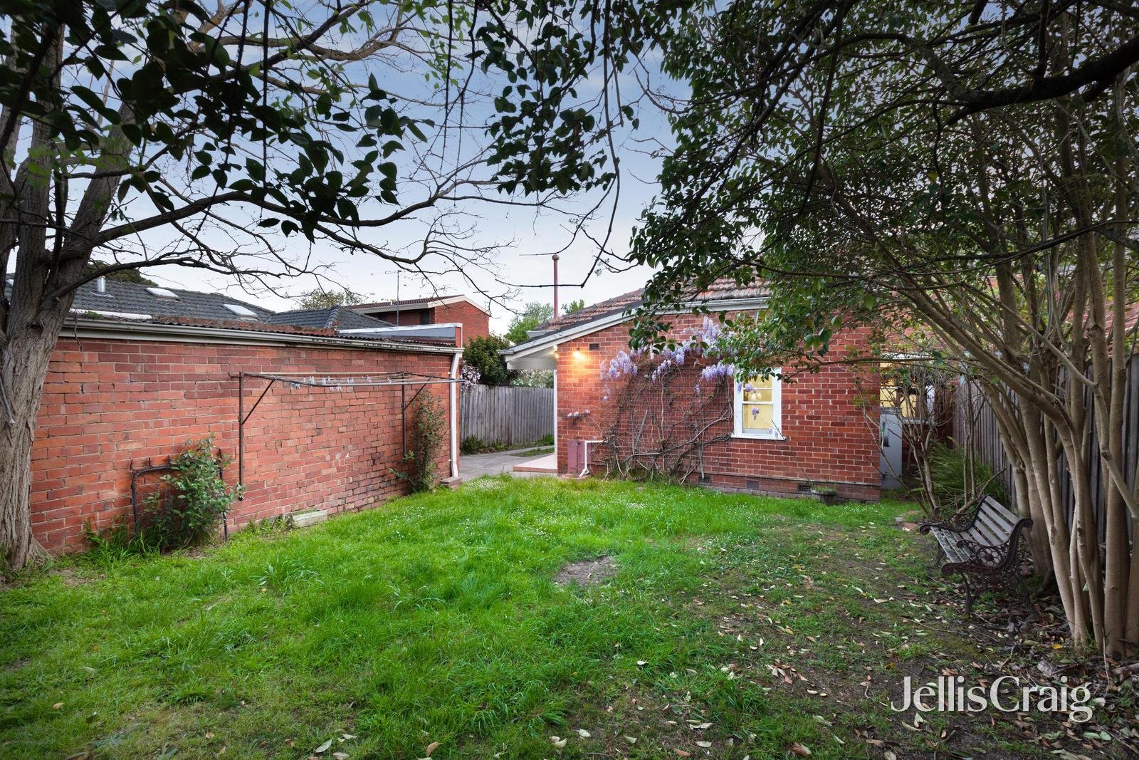 1 Shepreth Street, Surrey Hills image 9