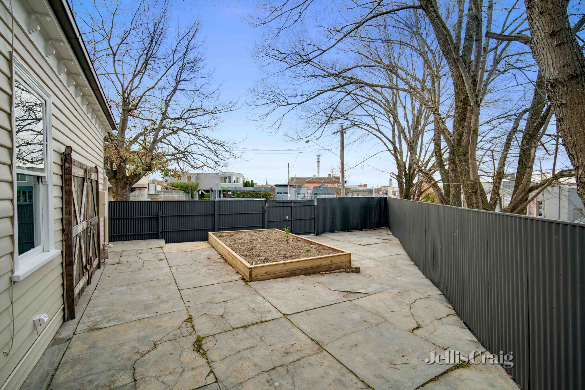 1 Skipton Street, Redan image 9