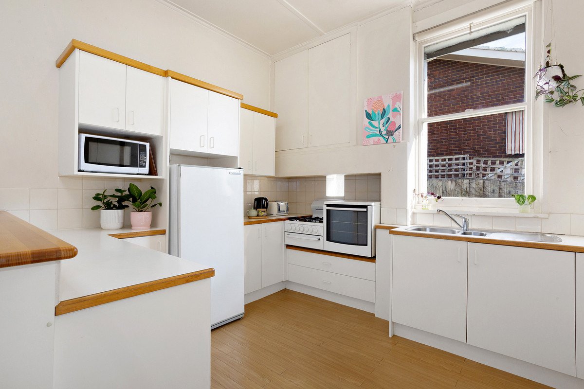 1 Smith Road, Camberwell image 4