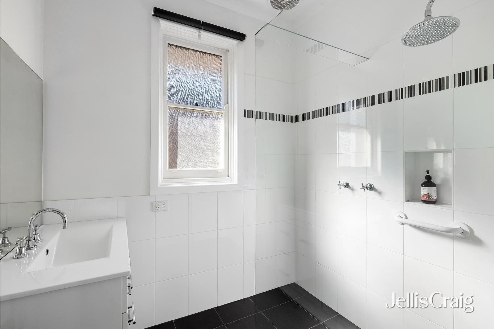 1 South Court, Surrey&nbsp;Hills image 6