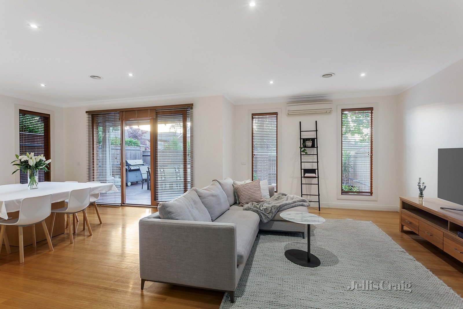 1 St Andries Street, Camberwell image 4