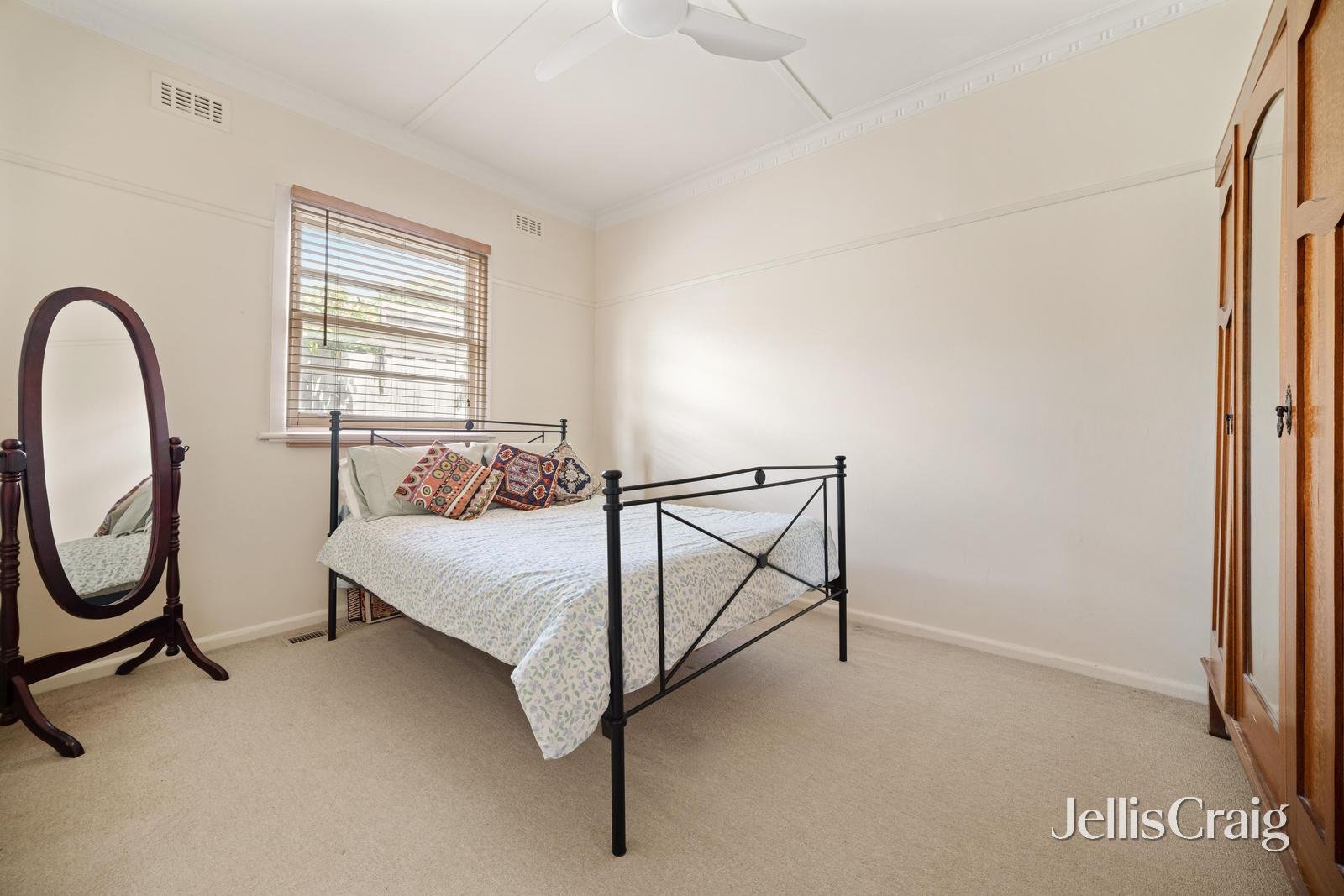 1 Stanton Street, Highett image 11