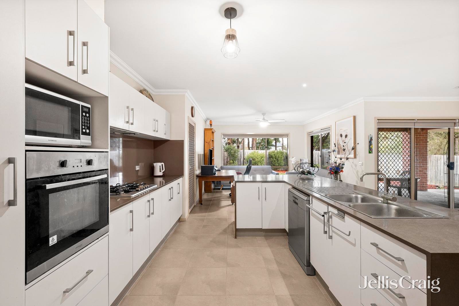 1 Steel Street, Healesville image 4