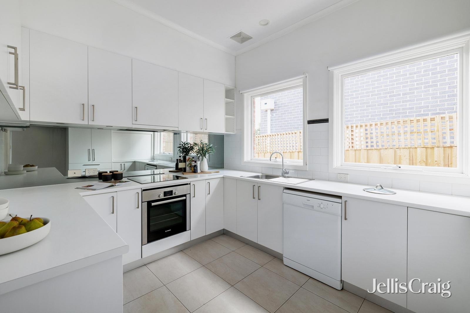 1 Stonehaven Avenue, Malvern East image 11