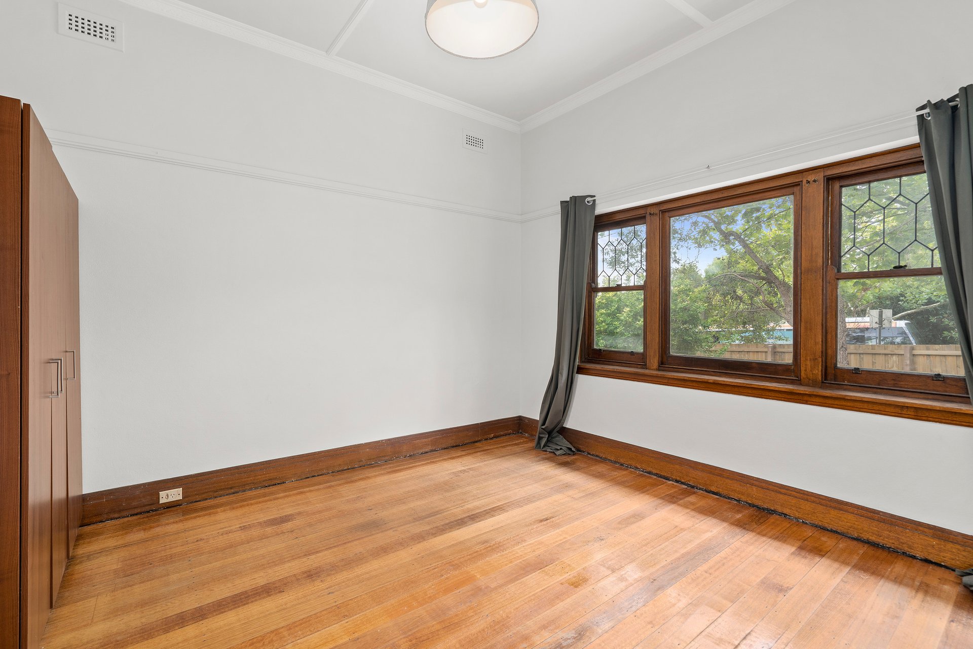 1 Suffolk Road, Surrey&nbsp;Hills image 5