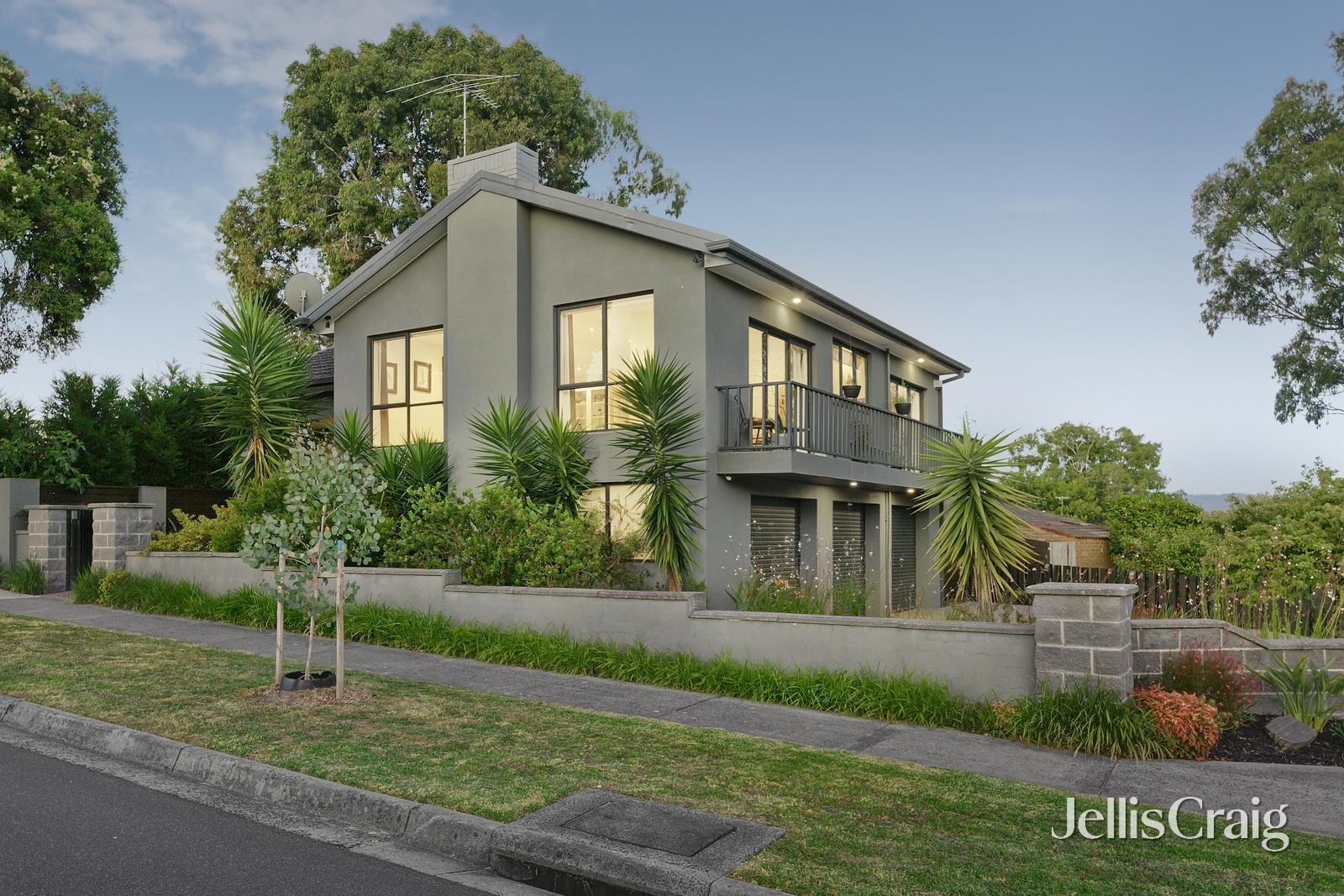 1 Summerhill Avenue, Wheelers&nbsp;Hill image 1