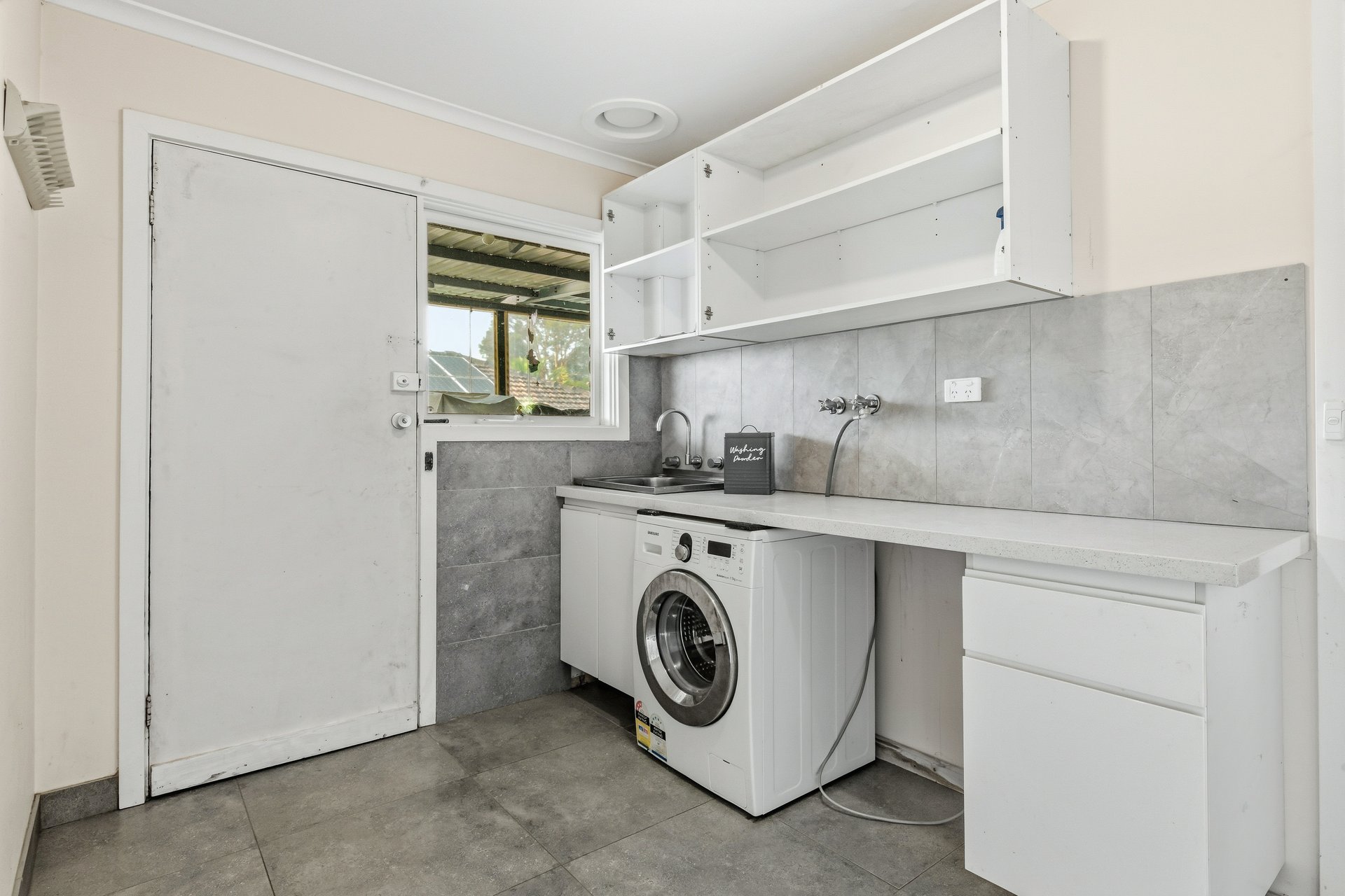 1 Sutherland Court, Mulgrave image 9