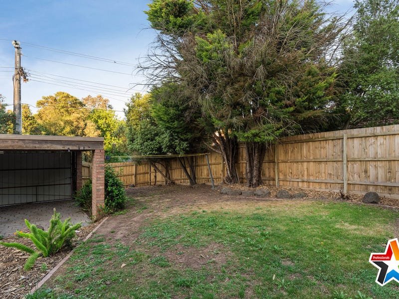 1 Tallarook Court, Croydon Hills image 22