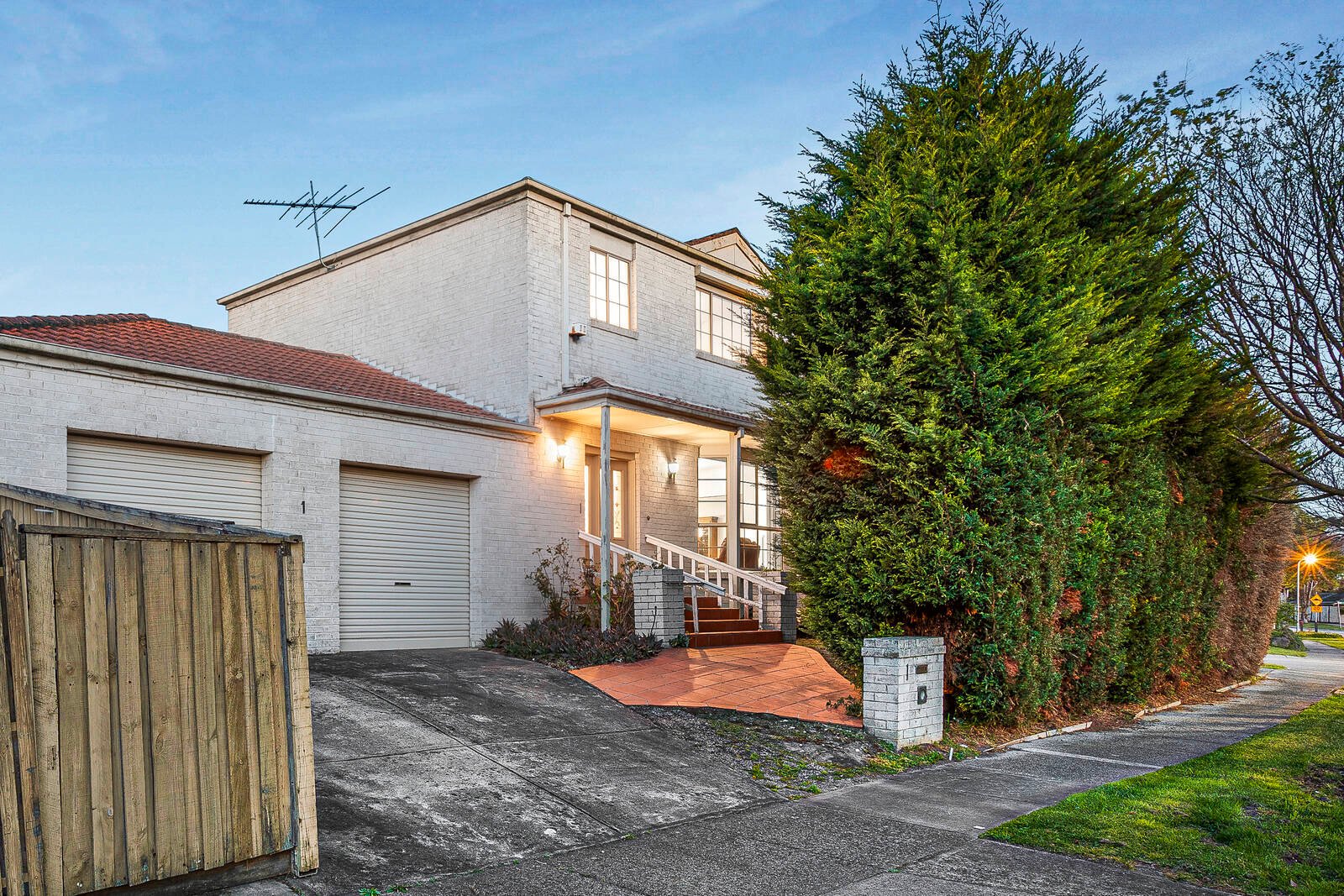 Property Gallery - Main Image