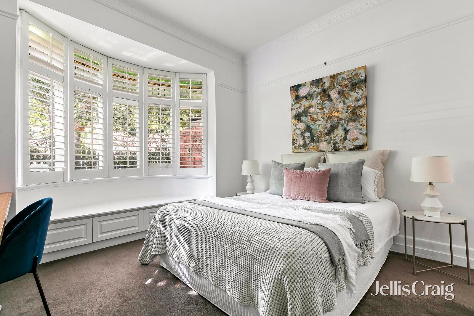 1 Thackeray Street, Elwood image 6