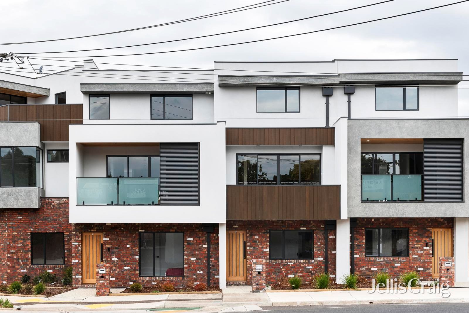 1 The Crescent, Ascot Vale image 1