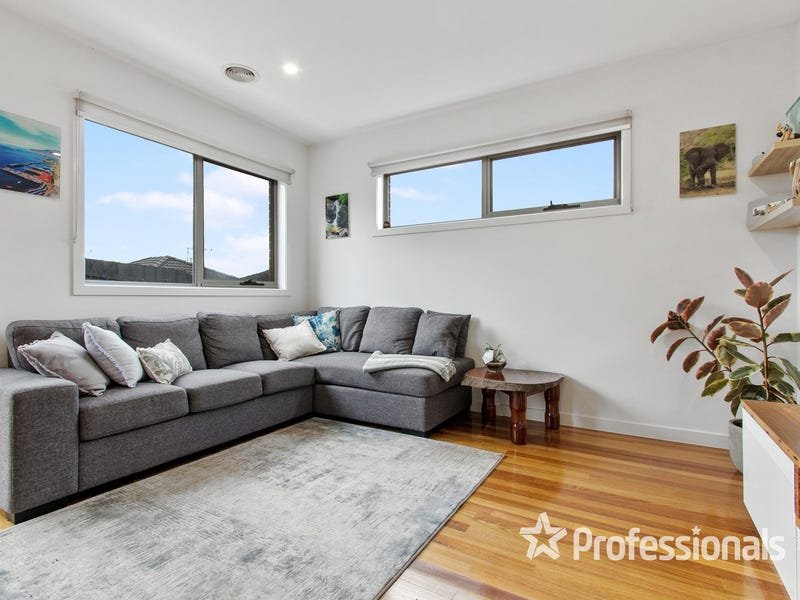 1 Tools Close, Kilsyth image 5