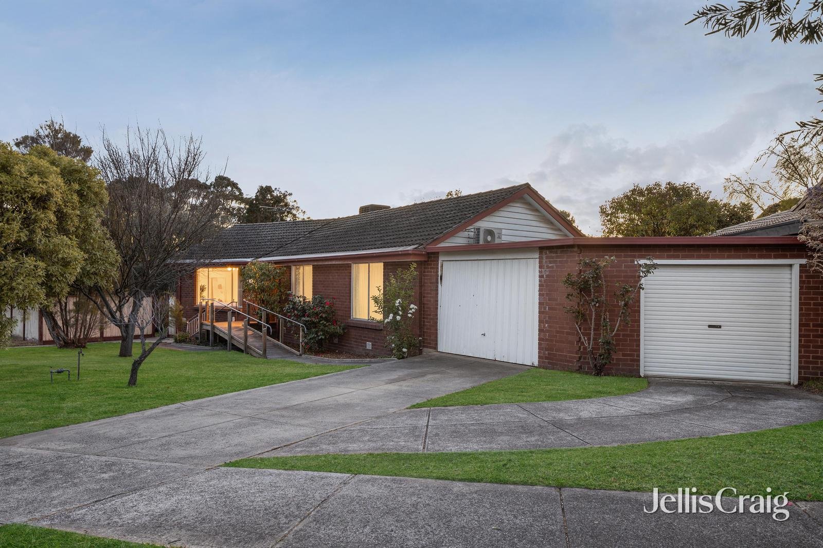 1 Tuckfield Court, Macleod image 18