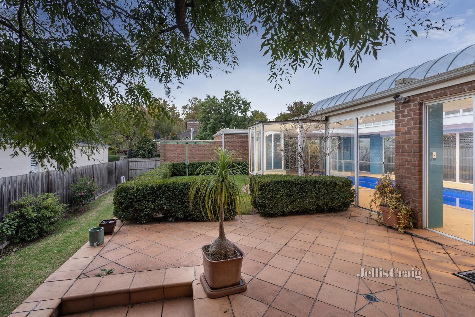 1 Tyndall Street, Surrey Hills image 12