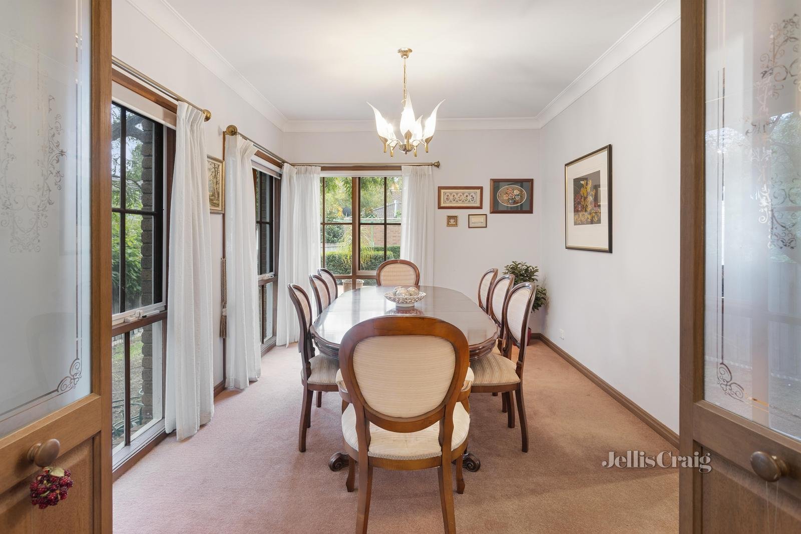 1 Tyndall Street, Surrey Hills image 4