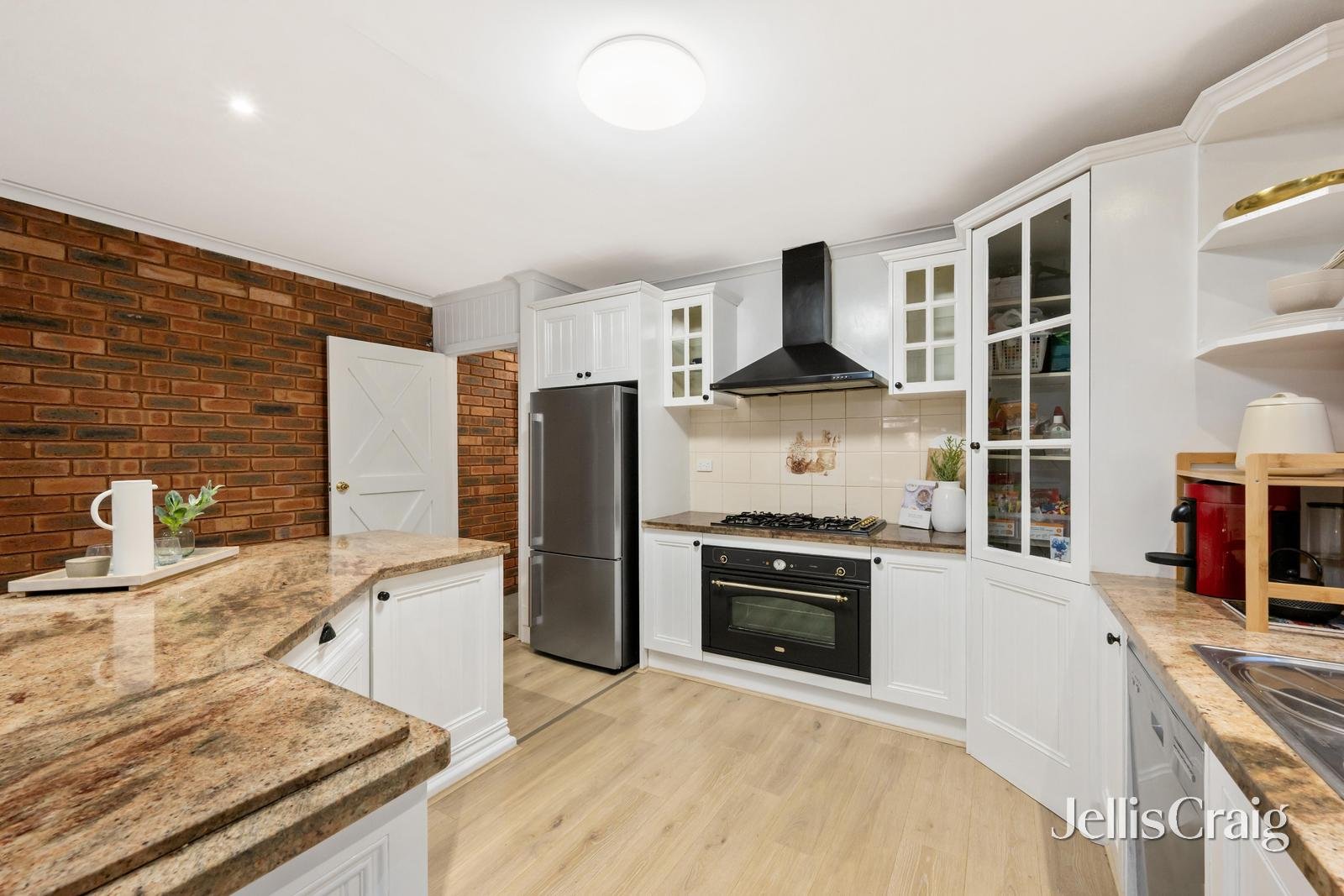1 Upton Court, Ringwood image 11